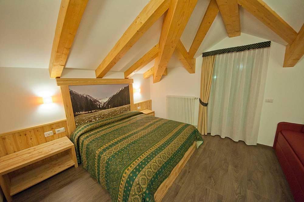 Hotel Niagara Оссана Экстерьер фото